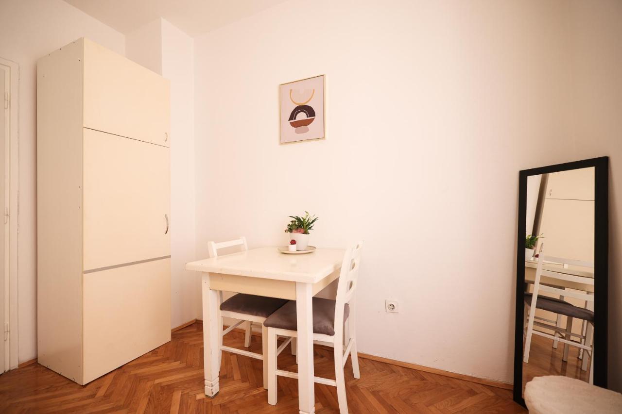 Cozy Studio Apartments In City Centar Stosija 扎达尔 外观 照片