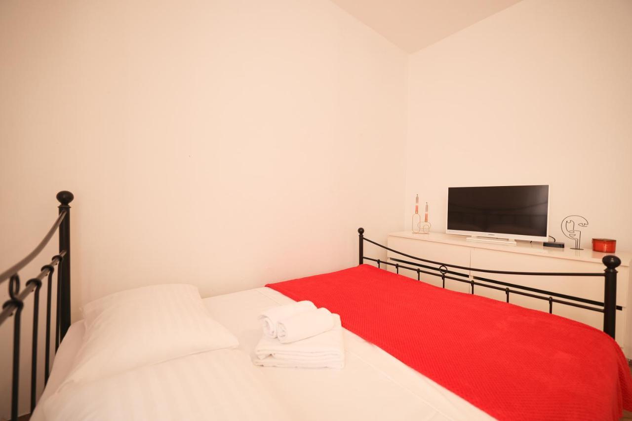 Cozy Studio Apartments In City Centar Stosija 扎达尔 外观 照片