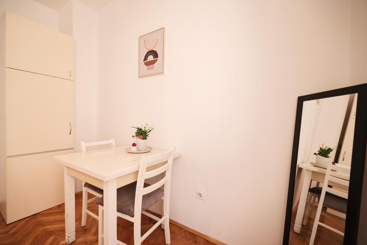 Cozy Studio Apartments In City Centar Stosija 扎达尔 外观 照片